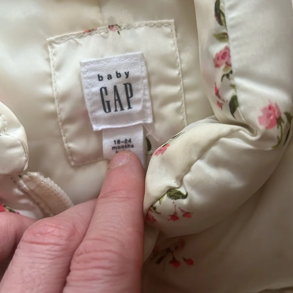 Baby Gap Puffer Vest 18-24 months